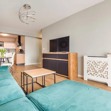 Zlota Perla Z Parkingiem 16 E Perlowa Przystan -